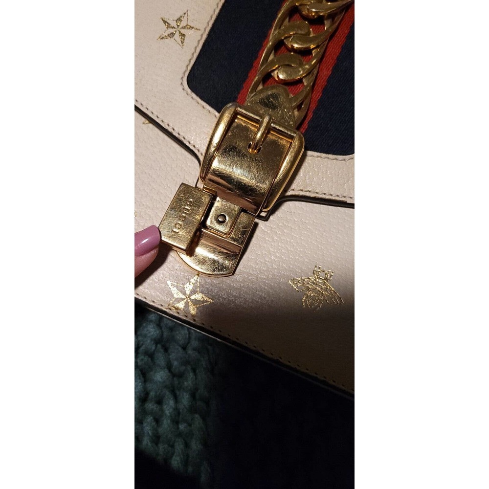 Authenticated‎ Gucci Small Bee Star Sylvie Crossbody White Calf Leather Bag - Picture 8 of 16